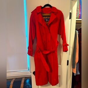 Vintage Red Classic Burberry Trench Coat with removable wool lining